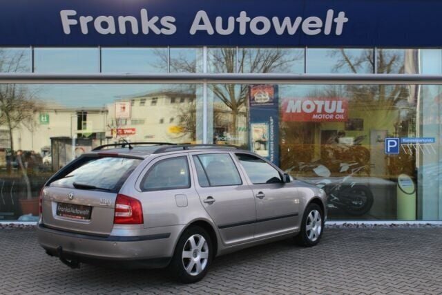 Gebraucht Skoda Octavia Elegance 150 PS (110 kW) 2008 Gelb metallic Kombi