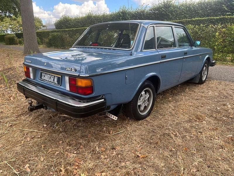 Gebraucht Volvo 244 101 PS (74 kW) 1979 Blau Limousine