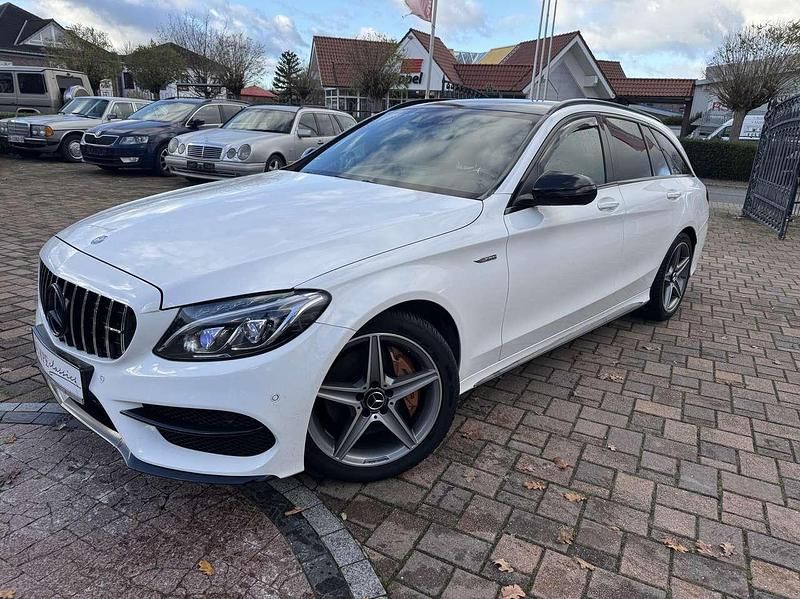Polarweiss unilack Gebraucht 2014 Mercedes C250 AMG line Kombi | 13.900 € (Guter Preis) - Bild 1/4