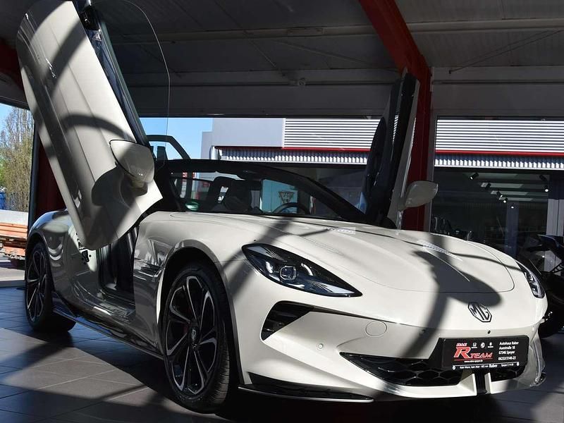 Gebraucht MG Cyberster 375 kW (510 PS) 2026 Ivory white Cabrio