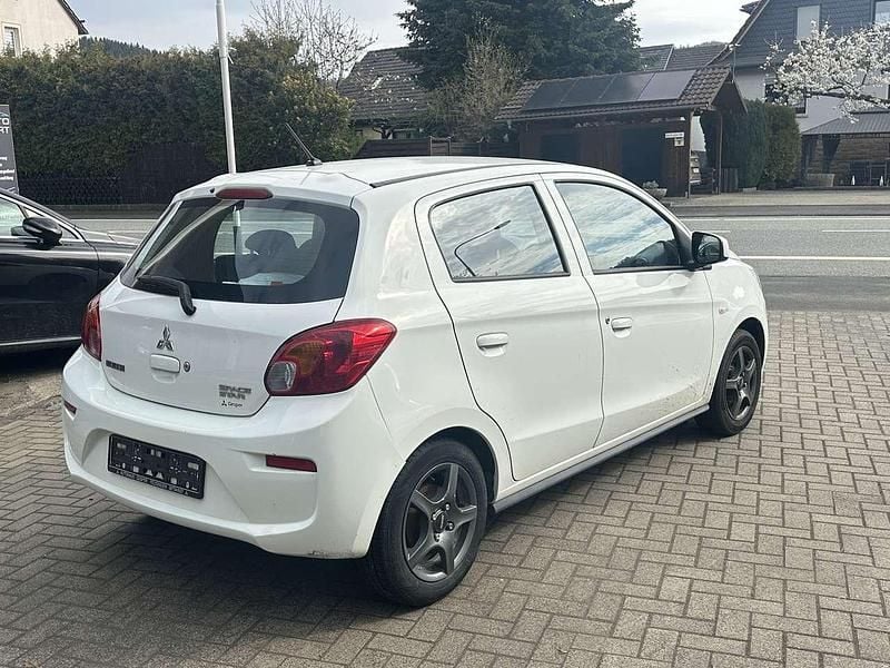 Second-hand Mitsubishi Space Star Basis 71 CP (52 kW) 2019 Alb Hatchback