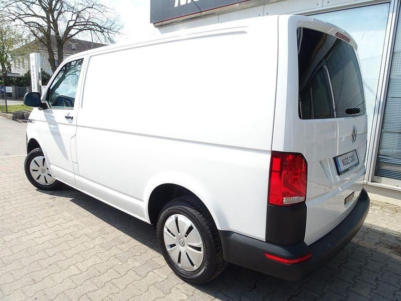 Second-hand VW Transporter 110 CP (80 kW) 2023 Alb Van