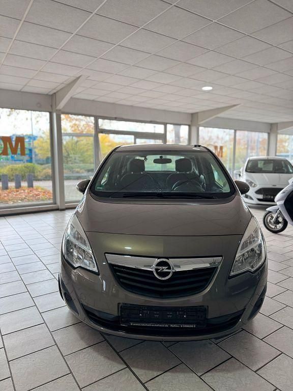 Gebraucht Opel Meriva Active 120 PS (88 kW) 2013 Braun Van / Kleinbus