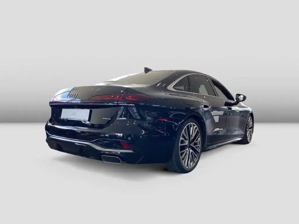 Gebraucht Audi A6 Ambiente 367 PS (269 kW) 2025 Mythosschwarz metallic Limousine