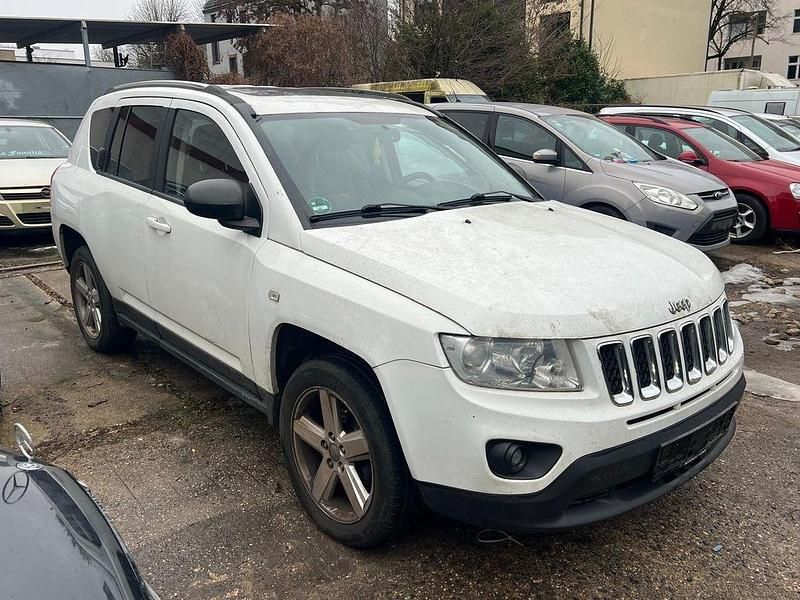 Gebraucht Jeep Compass Limited 163 PS (119 kW) 2012 Weiß SUV