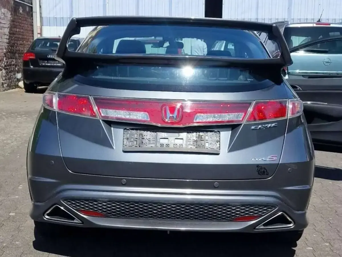 Gebraucht Honda Civic Type S 99 PS (72 kW) 2011 Polished metal m. Kleinwagen