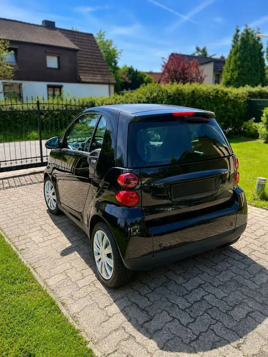 Gebraucht Smart ForTwo Coupé Pure 71 PS (52 kW) 2010 Schwarz Coupé