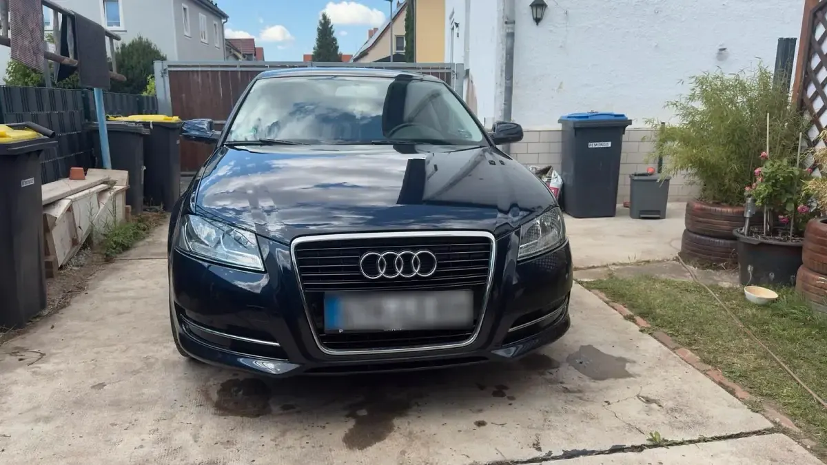 Gebraucht Audi A3 S-Line 105 PS (77 kW) 2011 Blau Kleinwagen
