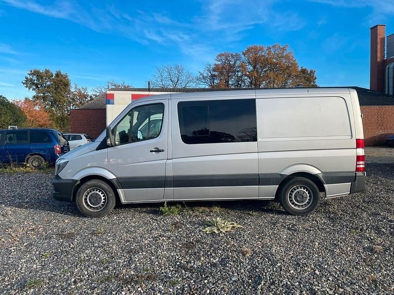 Gebraucht Mercedes Sprinter 143 PS (105 kW) 2018 Silber Van