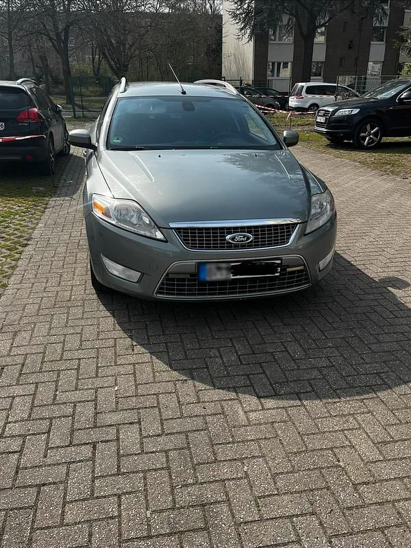Gebraucht Ford Mondeo 140 PS (102 kW) 2008 Grau Kombi