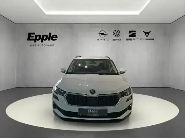 Gebraucht Skoda Karoq Selection 150 PS (110 kW) 2025 Weiss SUV