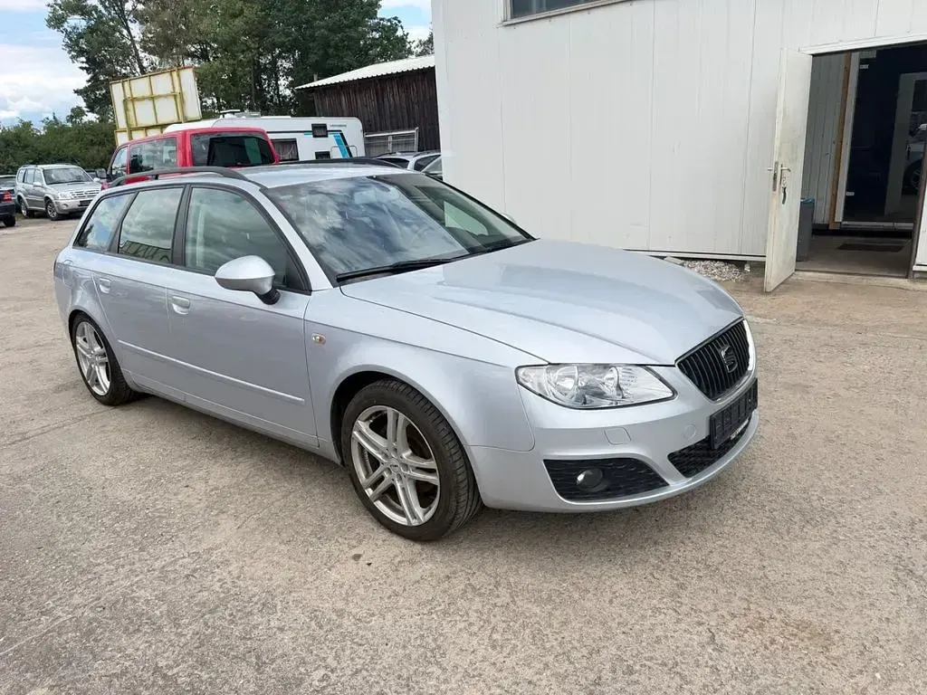 Gebraucht Seat Exeo Style 143 PS (105 kW) 2010 Grau Kombi