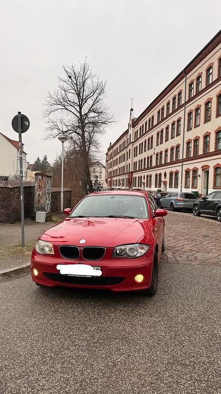 Gebraucht BMW 116 115 PS (84 kW) 2006 Rot Kleinwagen