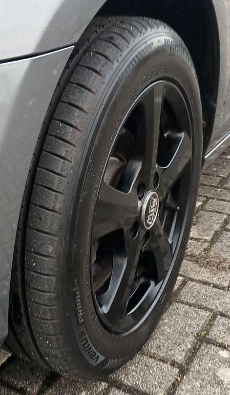 Gebraucht VW Golf VI 105 PS (77 kW) 2010 Grau Kleinwagen