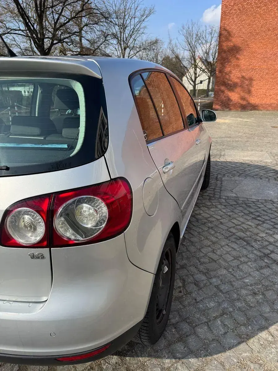 Gebraucht VW Golf Plus Cross Comfortline 102 PS (75 kW) 2007 Grau Van / Kleinbus