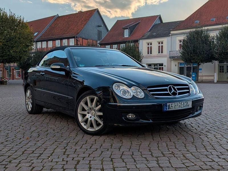 Schwarz Gebraucht 2006 Mercedes CLK200 Cabrio | 5.990 € - Bild 1/4