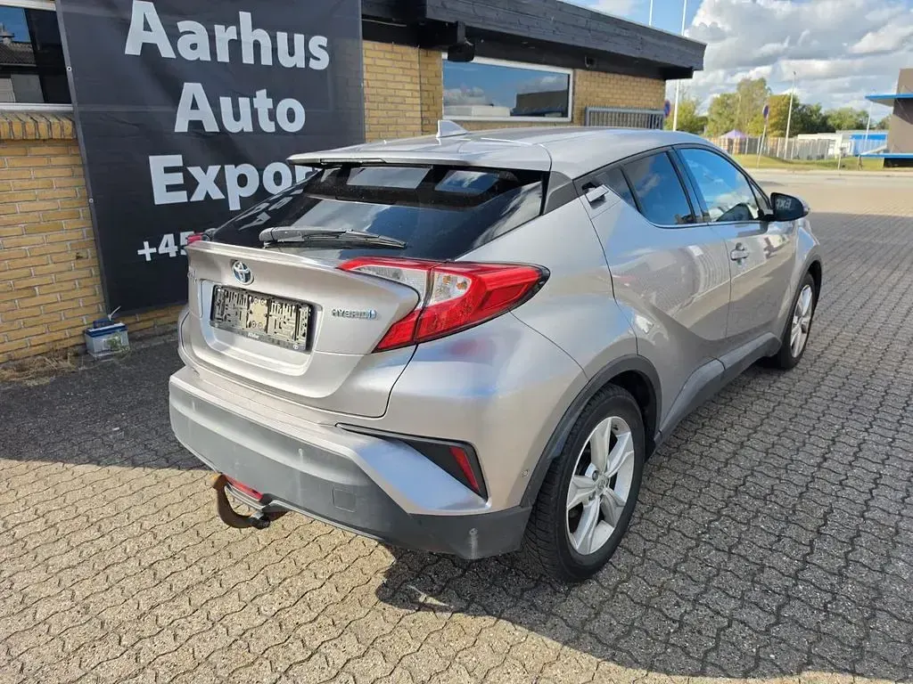 Gebraucht Toyota C-HR 98 PS (72 kW) 2017 Silber SUV