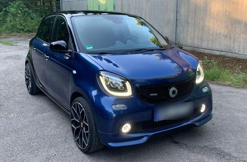 Blau Gebraucht 2018 Smart ForFour Brabus Kleinwagen | 19.900 € - Bild 1/4