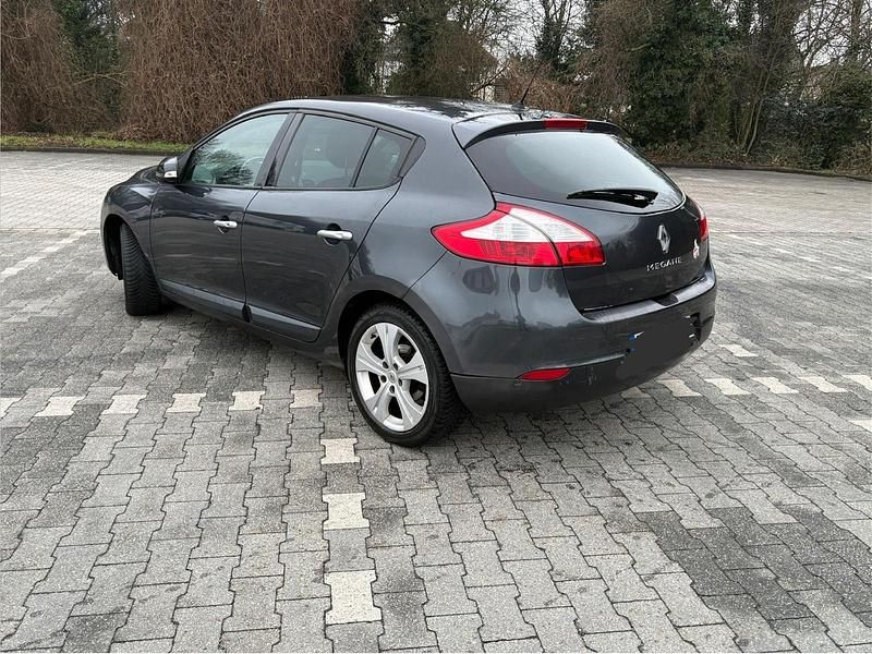 Gebraucht Renault Mégane 110 PS (80 kW) 2009 Schwarz Limousine