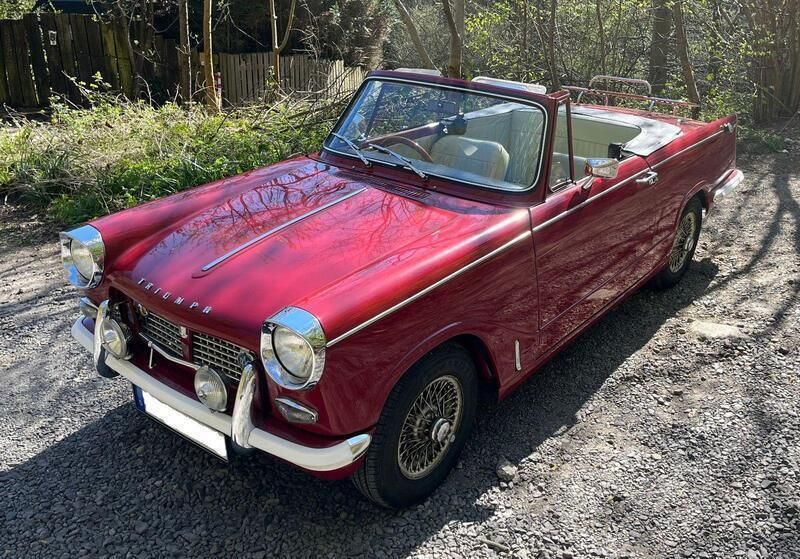 Rot Gebraucht 1965 Triumph Herald Cabrio | 9.900 € - Bild 1/4