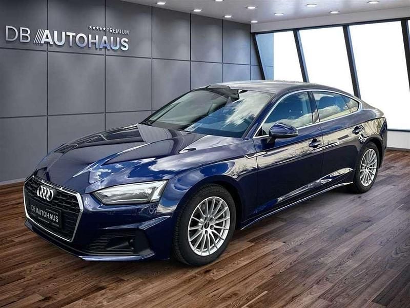 Gebraucht Audi A5 150 PS (110 kW) 2023 Navarrablau metallic Coupé