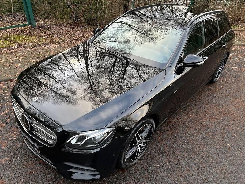 Gebraucht Mercedes E400 AMG 340 PS (250 kW) 2019 Schwarz Limousine