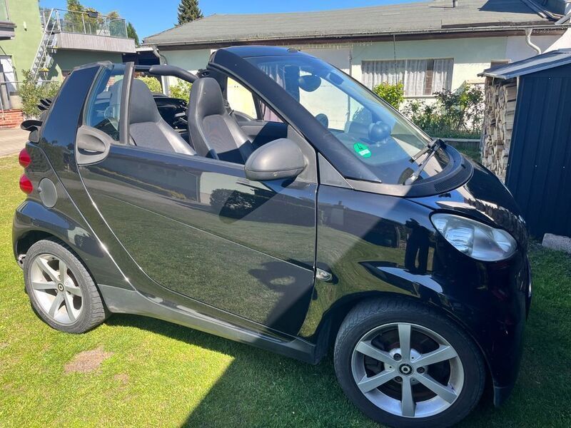 Schwarz Gebraucht 2008 Smart ForTwo Cabrio Cabrio | 4.100 € (Fairer Preis) - Bild 1/4