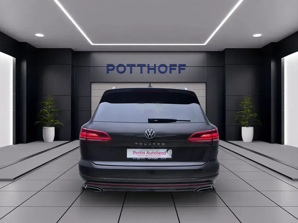 Gebraucht VW Touareg Elegance 231 PS (169 kW) 2022 Braun SUV