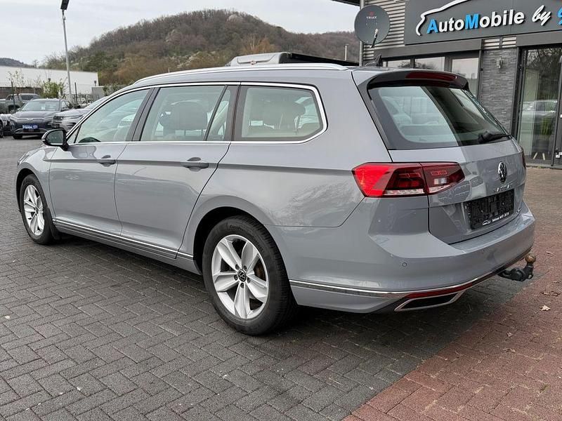 Occasion VW Passat Elegance 200 ch (147 kW) 2024 Gris Break