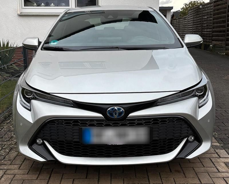 Gebraucht Toyota Corolla Team 180 PS (132 kW) 2022 Grau Limousine