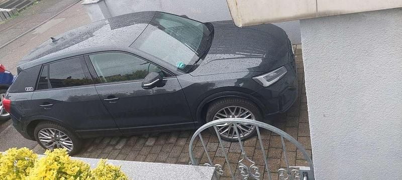 Gebraucht Audi Q2 Advanced 116 PS (85 kW) 2023 Andere farben SUV