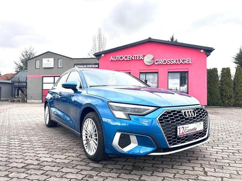 Używany Audi A3 Advanced 150 KM (110 kW) 2023 Niebieski Sedan/Limuzyna