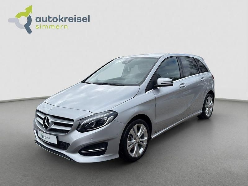 Gebraucht Mercedes B200 136 PS (100 kW) 2017 Silber Van / Kleinbus