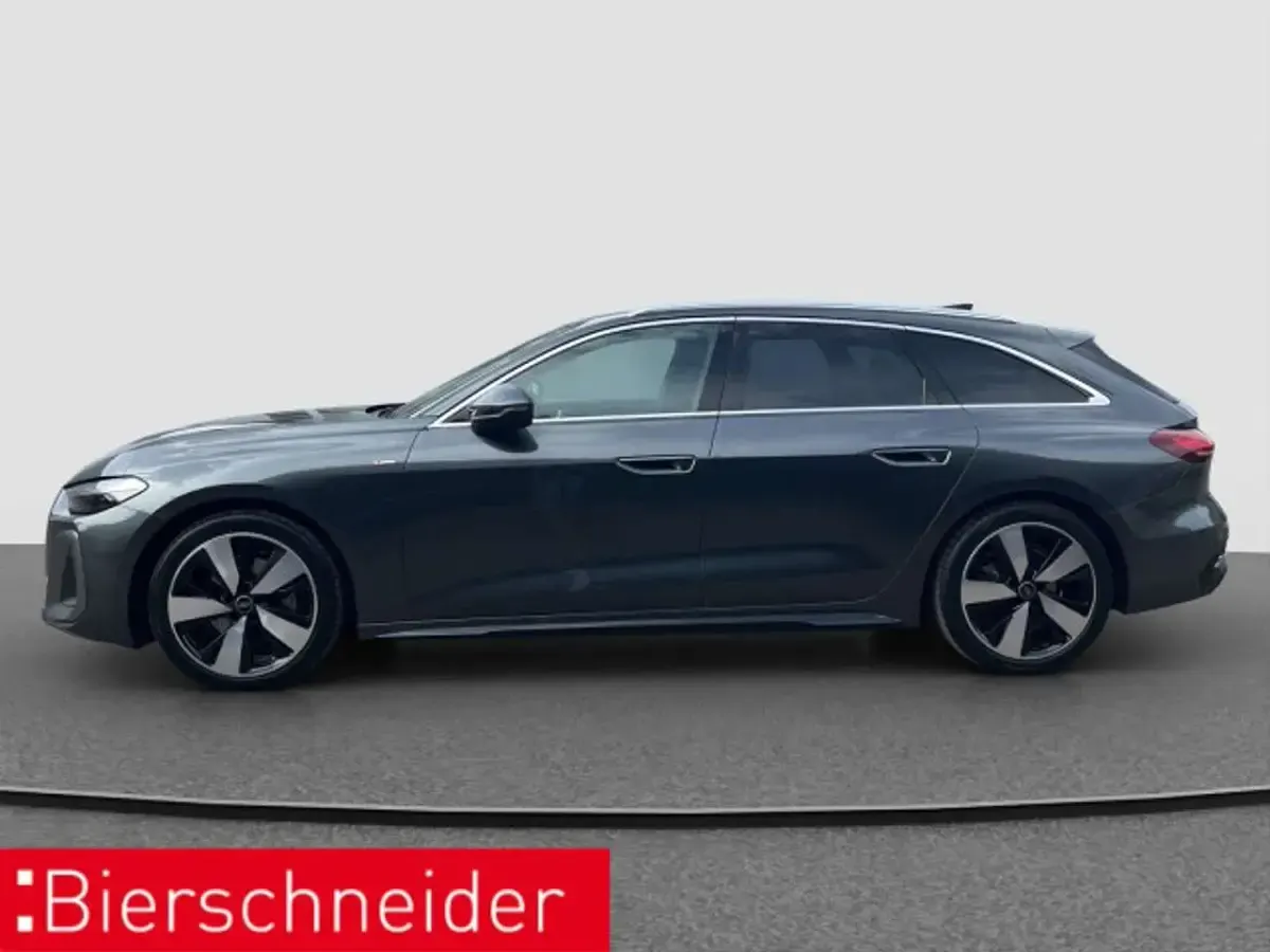 Gebraucht Audi A5 S-Line 204 PS (150 kW) 2025 Grau Kombi