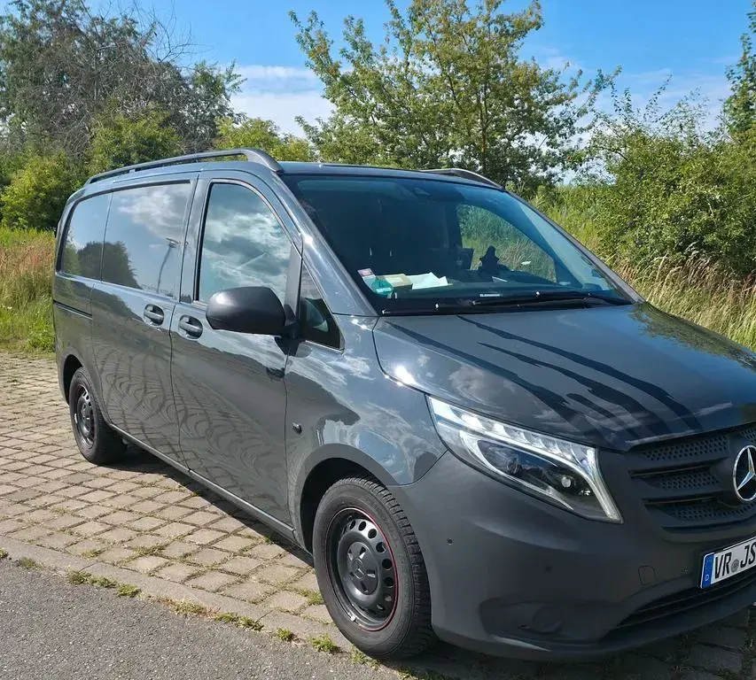Gebraucht Mercedes Vito 163 PS (119 kW) 2016 Grau Van