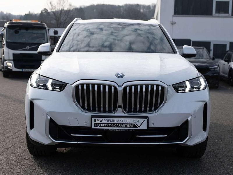 Gebraucht BMW X5 Performance 489 PS (359 kW) 2023 Weiß SUV