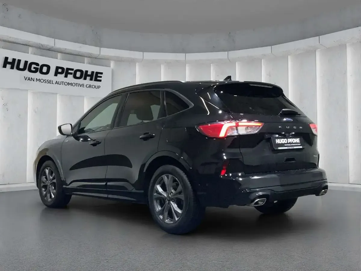 Gebraucht Ford Kuga ST-Line X 190 PS (139 kW) 2023 Agate black metallic SUV