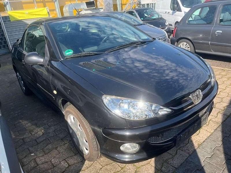 Schwarz Gebraucht 2005 Peugeot 206 CC Filou Cabrio | 750 € (Superpreis) - Bild 1/1