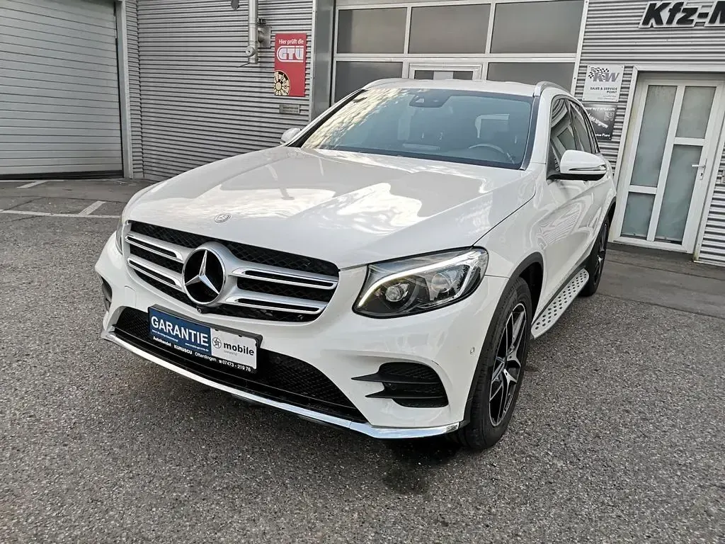Gebraucht Mercedes GLC250 AMG line 204 PS (150 kW) 2017 Weiß SUV