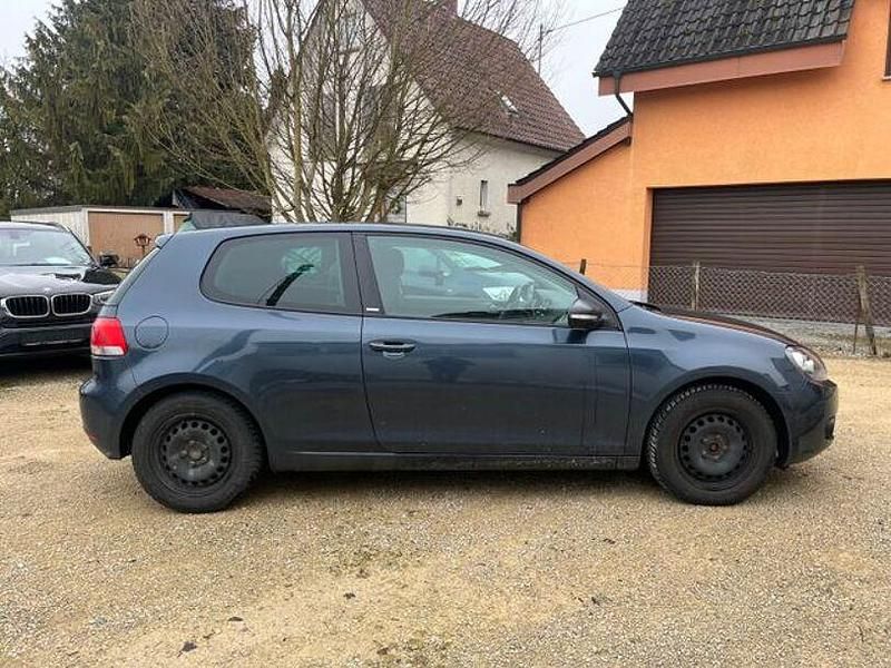 Gebraucht VW Golf VI Style 86 PS (63 kW) 2011 Blau Kleinwagen