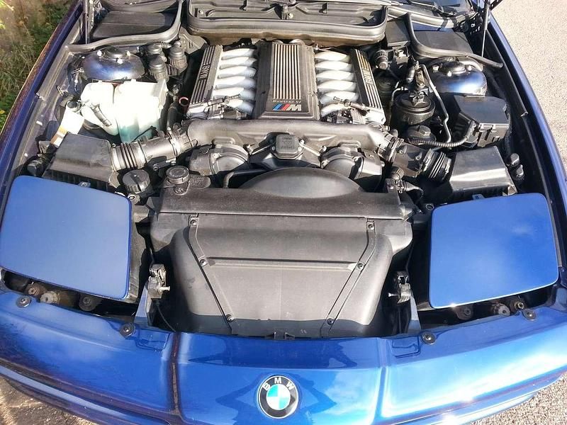 Gebraucht BMW 850 381 PS (280 kW) 1994 Blau Coupé