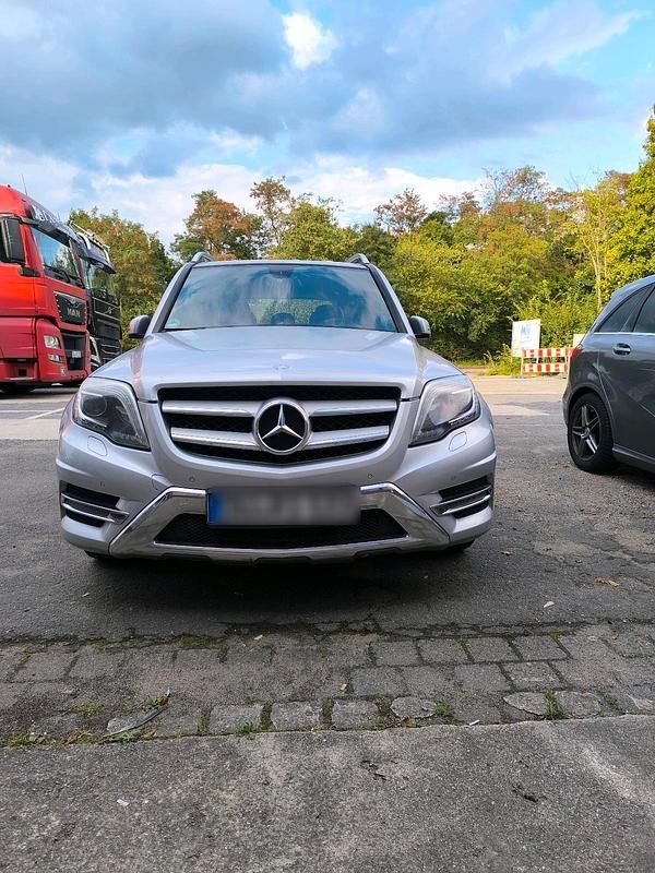 Silber Gebraucht 2014 Mercedes GLK220 SUV | 13.750 € (Fairer Preis) - Bild 1/4
