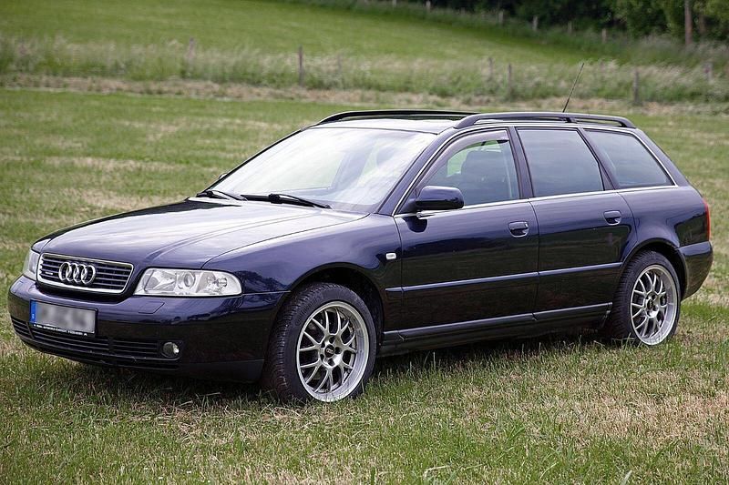 Gebraucht Audi A4 193 PS (141 kW) 1999 Blau Kombi