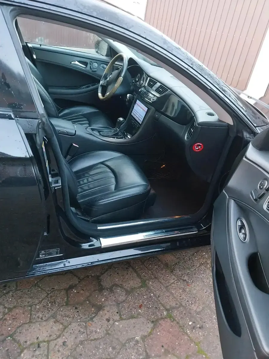 Gebraucht Mercedes CLS320 224 PS (164 kW) 2009 Schwarz Coupé