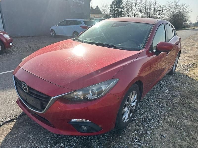 Gebraucht Mazda 3 120 PS (88 kW) 2014 Rot Limousine