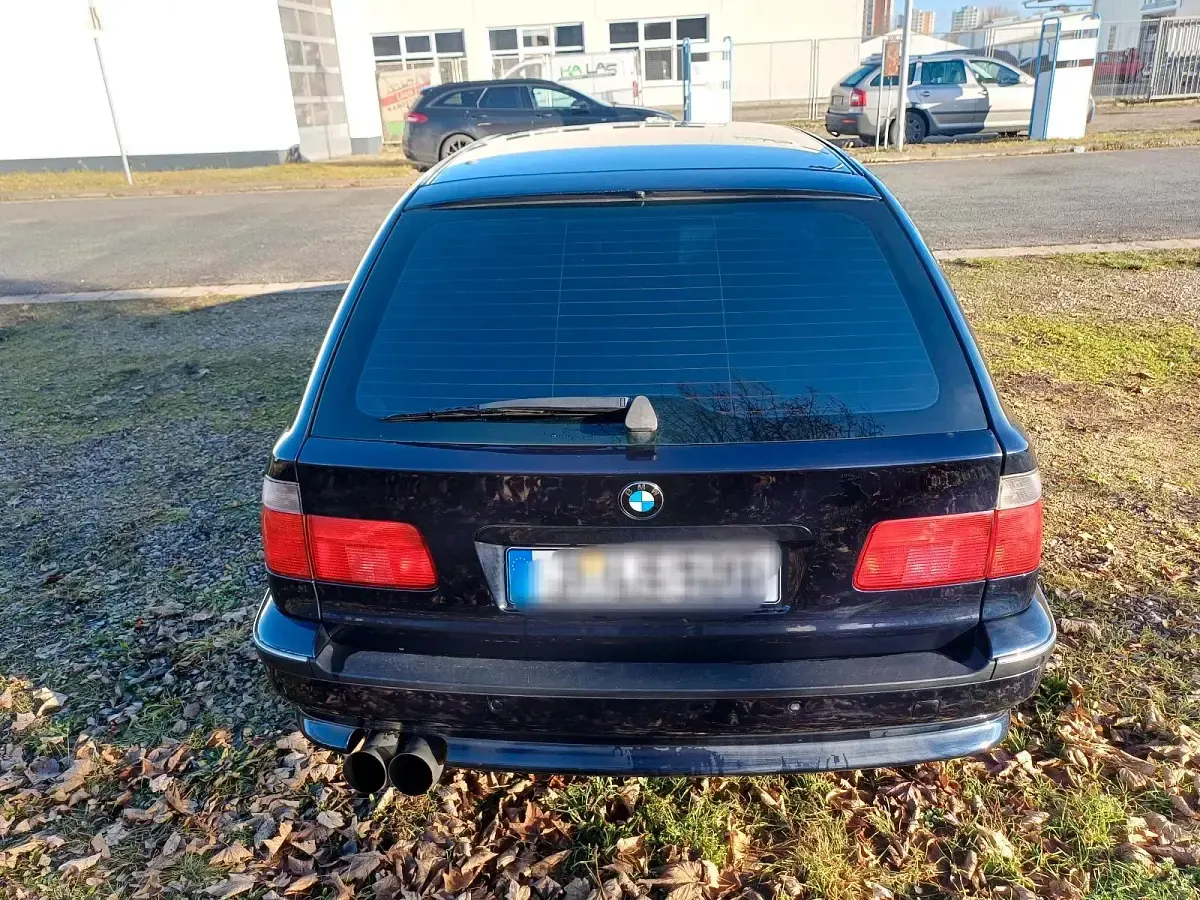 Gebraucht BMW 520 150 PS (110 kW) 2000 Blau Kombi