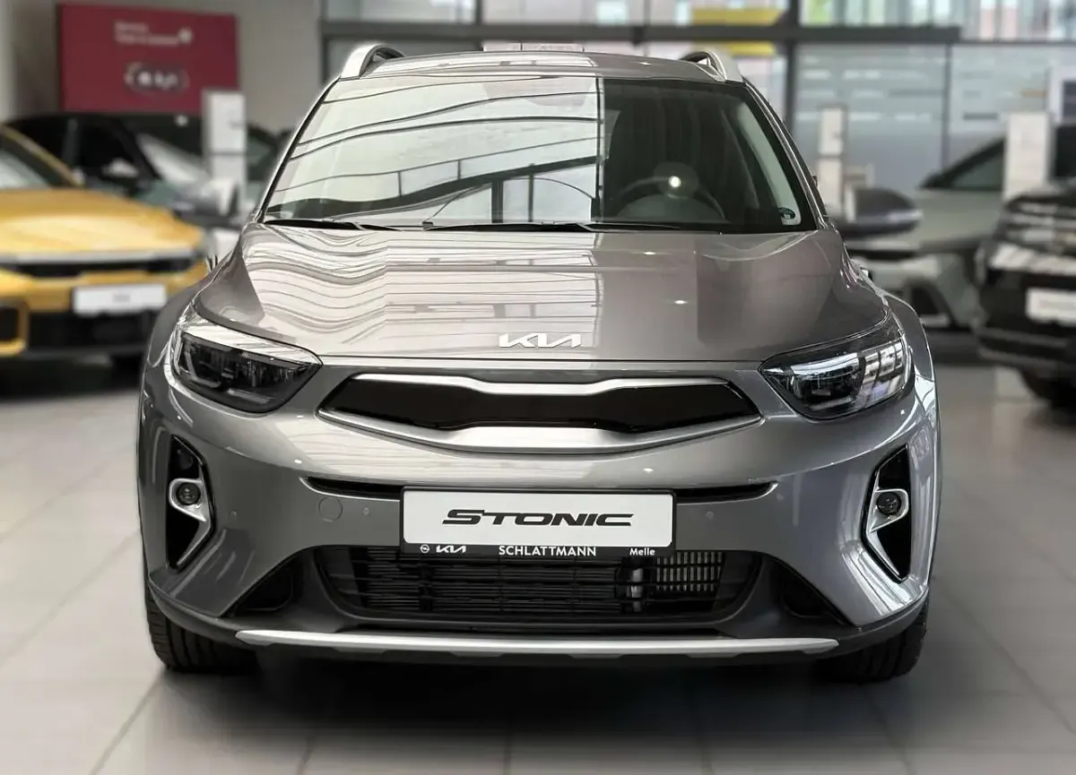 Neu Kia Stonic Turbo 101 PS (74 kW) 2025 (m7g) astrograu met. SUV