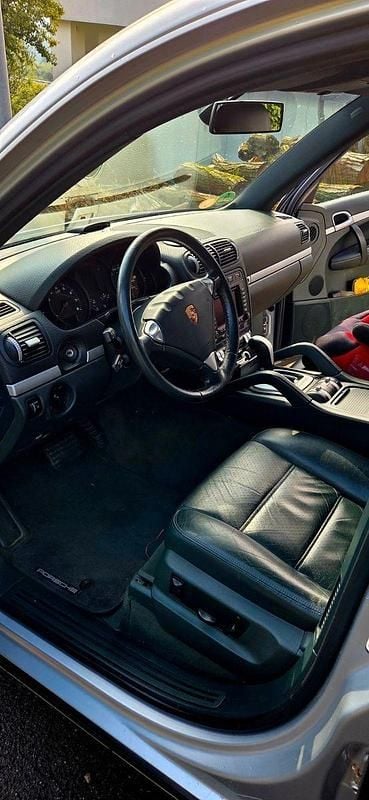 Gebraucht Porsche Cayenne 250 PS (183 kW) 2004 Silber SUV