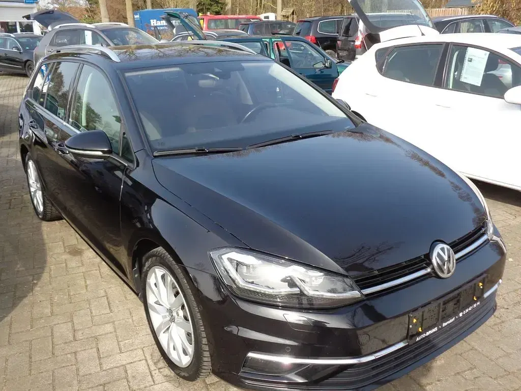 Gebraucht VW Golf VII Highline 150 PS (110 kW) 2020 Schwarz Kombi