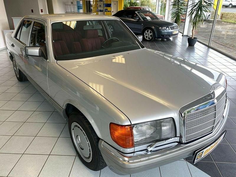 Gebraucht Mercedes S260 SE 160 PS (117 kW) 1990 Silber Limousine